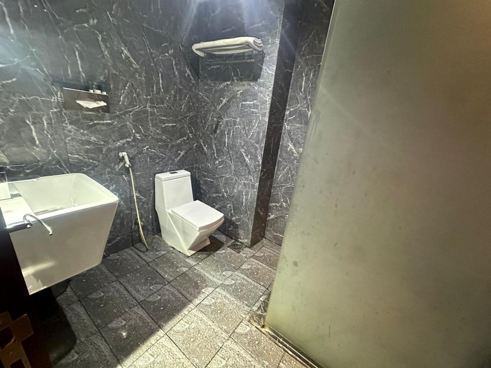 Nawa Madinah Hotel Medyna Zewnętrze zdjęcie
